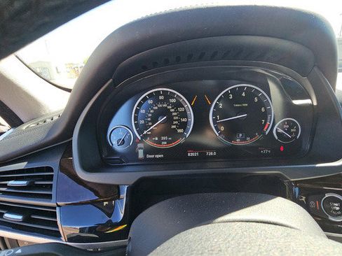 Used 2015 BMW X5 xDrive50i image 10