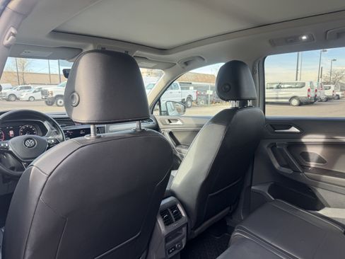 Used 2019 Volkswagen Tiguan SEL image 15