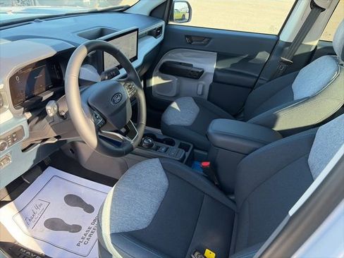 New 2025 Ford Maverick XLT w/ XLT Luxury Package image 16