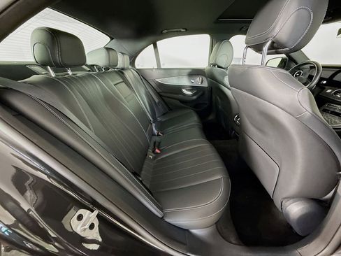 Used 2021 Mercedes-Benz E 350 4MATIC Sedan image 29