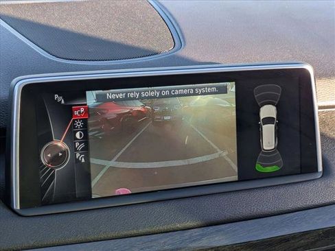 Used 2015 BMW X5 xDrive35d image 13