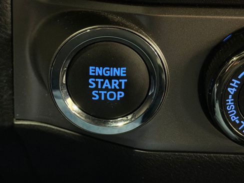 Used 2023 Toyota Tacoma Limited image 35