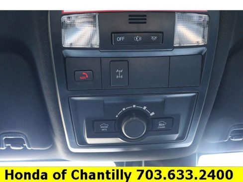 Used 2023 Toyota Tacoma TRD Off-Road image 17