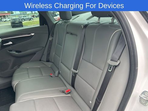 Used 2017 Chevrolet Impala Premier w/ Enhanced Convenience Package FWD image 12