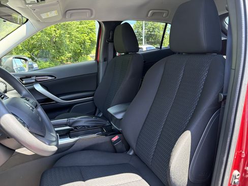 Used 2025 Mitsubishi Eclipse Cross LE AWD/4WD image 14