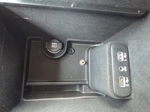 Used 2021 Chrysler 300 S image 22