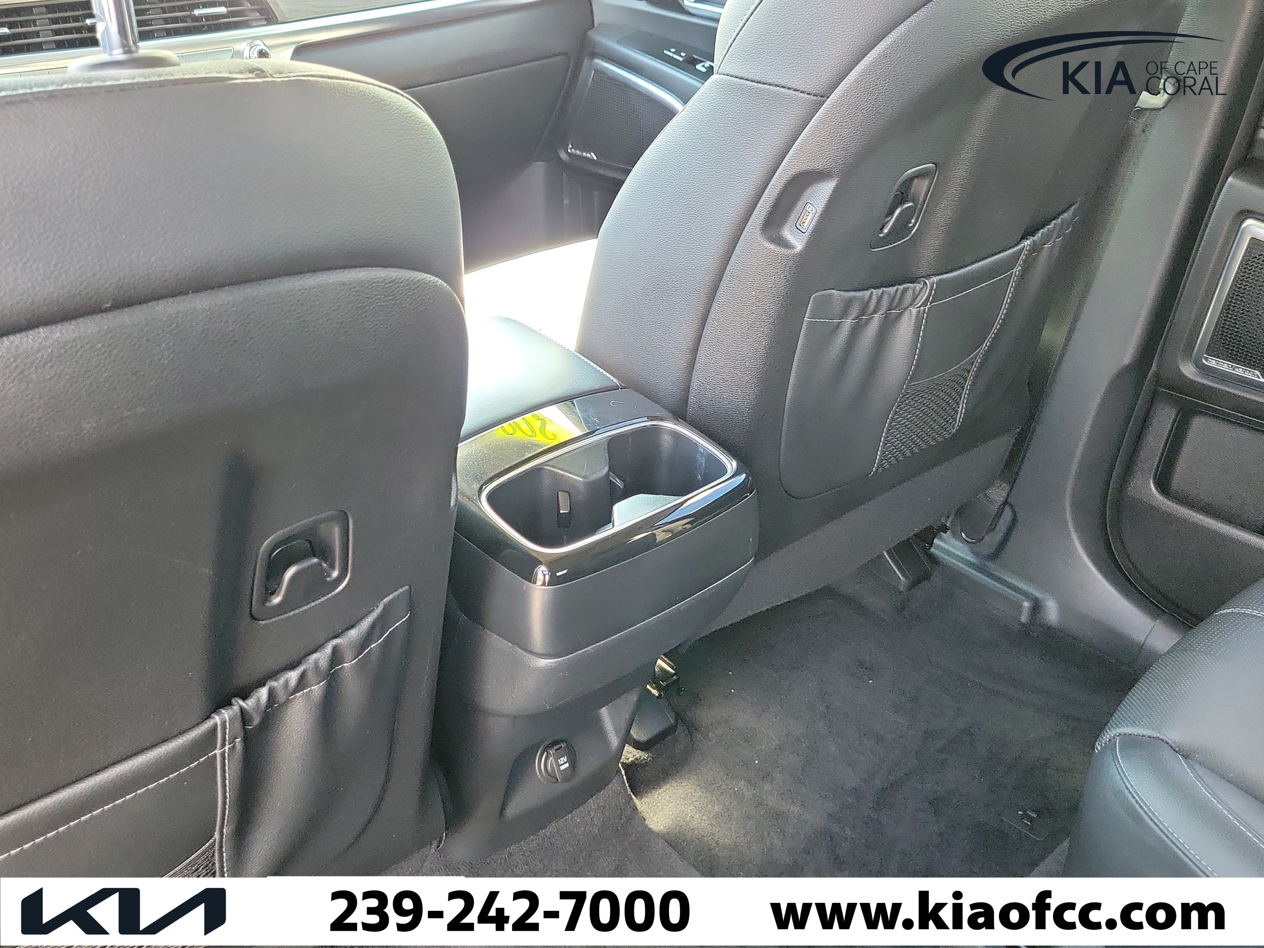 Used 2021 Kia Telluride SX w/ Towing Package FWD image 14