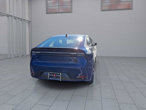 New 2026 Toyota Prius Plug-In Hybrid image 8