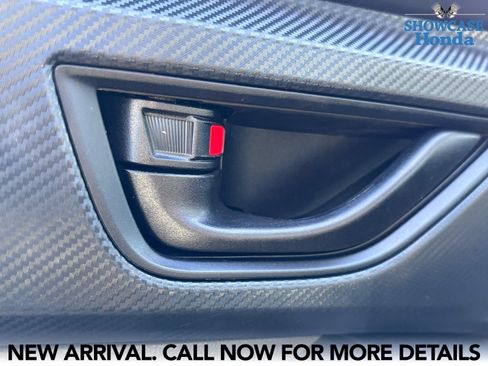 Used 2024 Subaru Crosstrek 2.0i Premium w/ Crosstrek Mirror Package AWD/4WD image 10