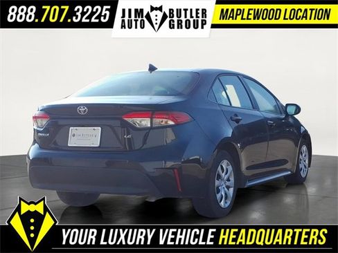 Used 2023 Toyota Corolla LE image 4
