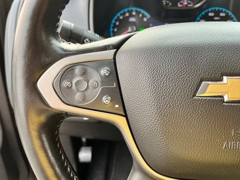 Used 2022 Chevrolet Colorado Z71 w/ Safety Package AWD/4WD image 25