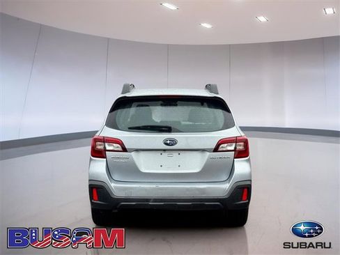 Used 2018 Subaru Outback 2.5i image 5