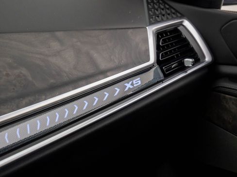 New 2026 BMW X5 xDrive50e w/ M Sport Package image 30