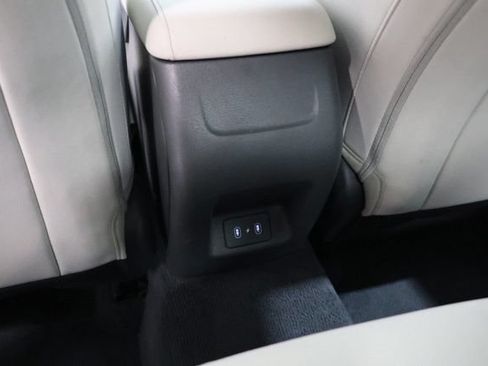 Used 2025 Hyundai Sonata SEL FWD image 28