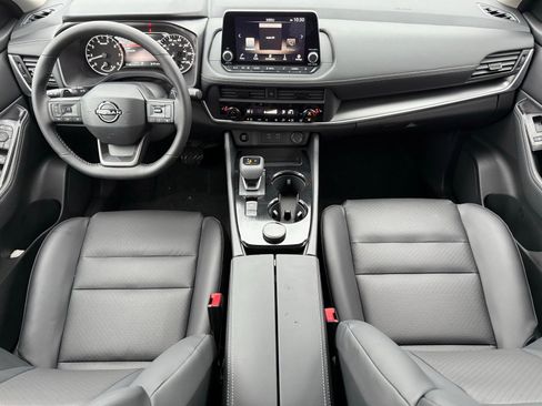 New 2026 Nissan Rogue SV AWD/4WD image 17