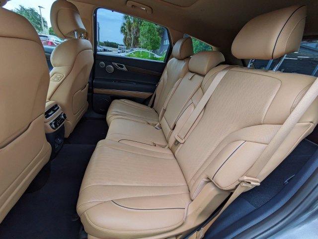 Used 2023 Genesis GV80 2.5T w/ Prestige Package AWD/4WD image 15