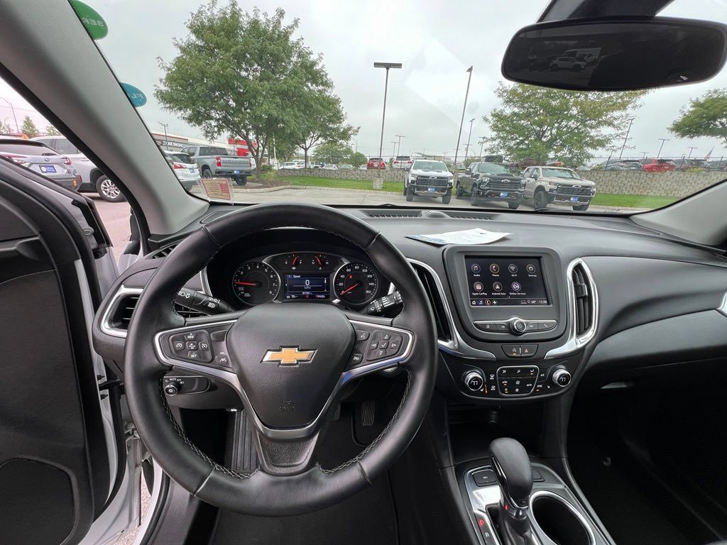 Used 2024 Chevrolet Equinox LT AWD/4WD image 39