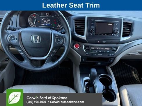 Used 2018 Honda Ridgeline RTL image 3
