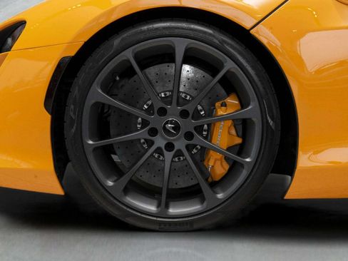 Used 2026 McLaren Artura Spider RWD image 12