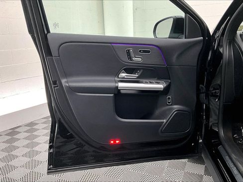 Certified 2023 Mercedes-Benz GLA 250 4MATIC image 24