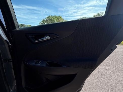 Used 2021 Chevrolet Malibu LT image 15