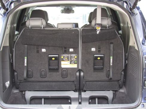 Used 2023 Toyota Sienna XLE w/ XLE Plus Package AWD/4WD image 23