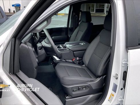 New 2026 Chevrolet Silverado 2500 Custom w/ Custom Value Package image 9