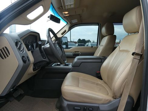 Used 2012 Ford F250 Lariat w/ Chrome Pkg AWD/4WD image 21