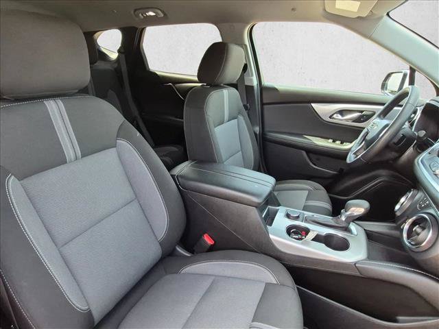 Used 2025 Chevrolet Blazer LT AWD/4WD image 21