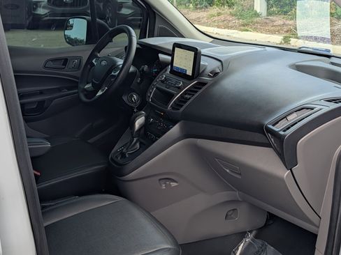 Used 2019 Ford Transit Connect XL FWD image 17