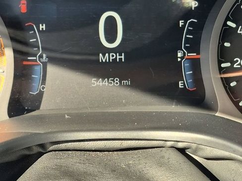 Used 2024 Jeep Compass Limited image 37