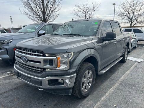 Used 2018 Ford F150 XLT w/ Equipment Group 302A Luxury image 2