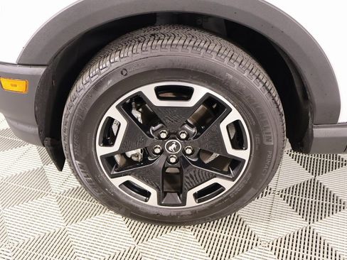 Used 2024 Ford Bronco Sport Outer Banks w/ Tech Package image 18