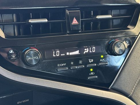 Used 2023 Toyota Camry SE FWD image 20