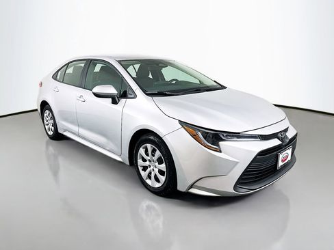 Certified 2024 Toyota Corolla LE FWD image 3