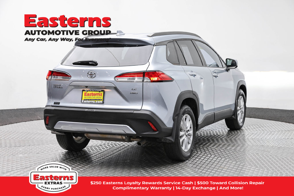 Used 2022 Toyota Corolla Cross LE AWD/4WD image 6