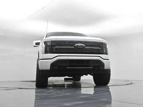 Used 2023 Ford F150 Lightning Platinum image 52