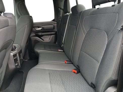 New 2026 RAM 1500 Express AWD/4WD image 22