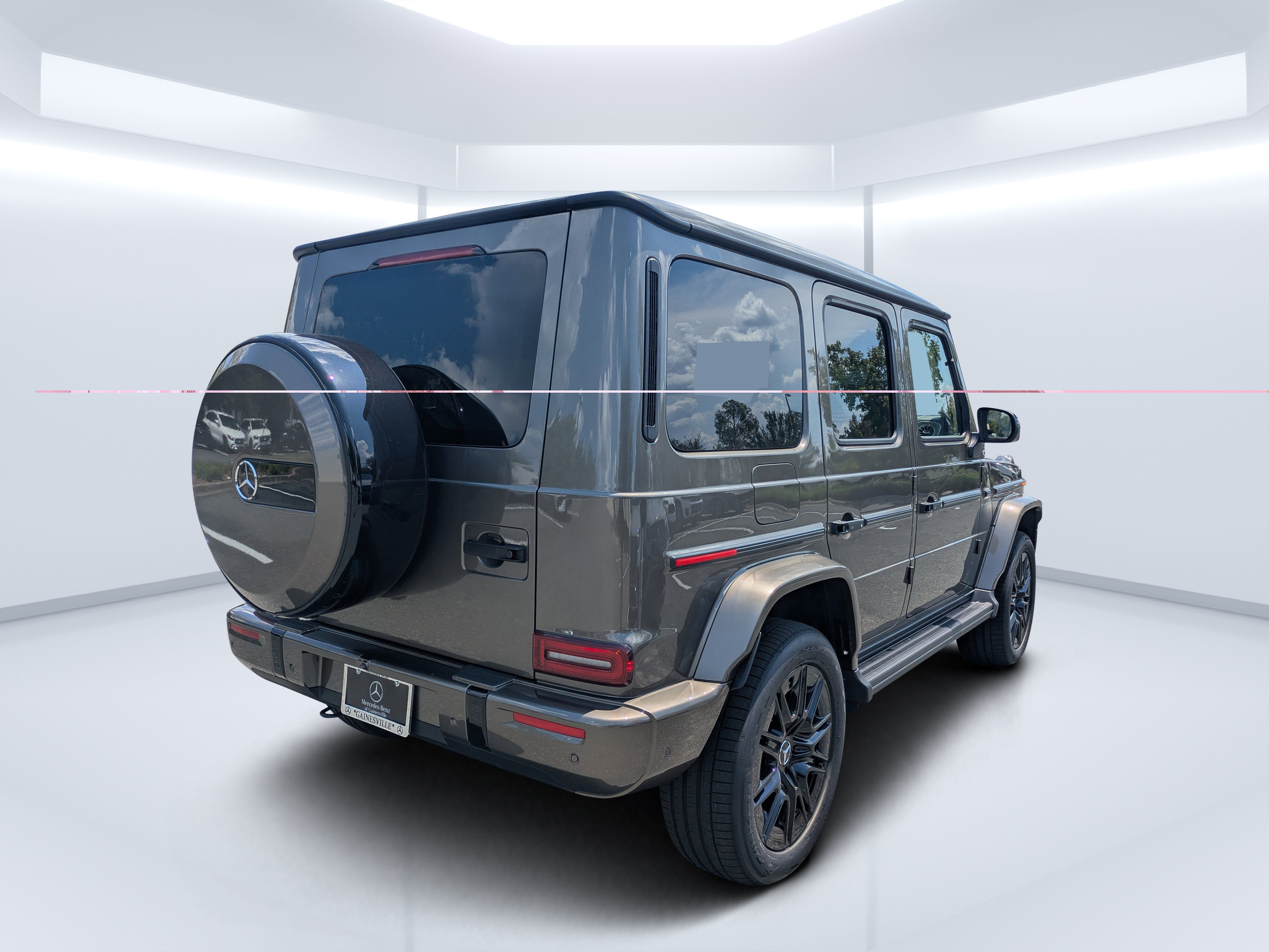 New 2027 Mercedes-Benz G 580 e image 3
