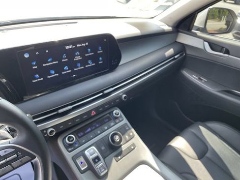 Used 2025 Hyundai Palisade XRT FWD image 14