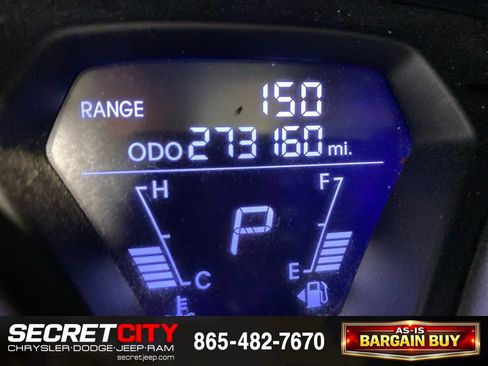 Used 2013 Hyundai Elantra GLS w/ Preferred Pkg FWD image 18