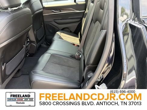 New 2026 Jeep Grand Cherokee Altitude AWD/4WD image 12