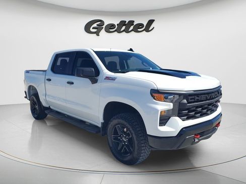Used 2025 Chevrolet Silverado 1500 Custom Trail Boss AWD/4WD image 2