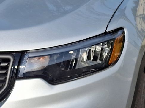 New 2025 Jeep Compass Limited w/ Sun & Sound Group image 4