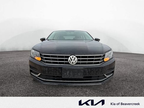 Used 2019 Volkswagen Passat 2.0T Wolfsburg image 8