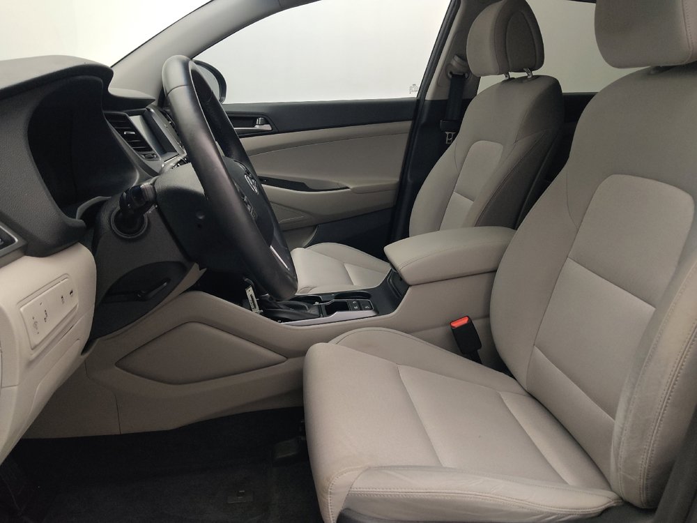 Used 2018 Hyundai Tucson Value w/ Cargo Package FWD image 17