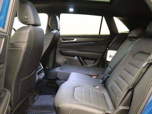 New 2026 Volkswagen Atlas Cross Sport SEL R-Line image 15