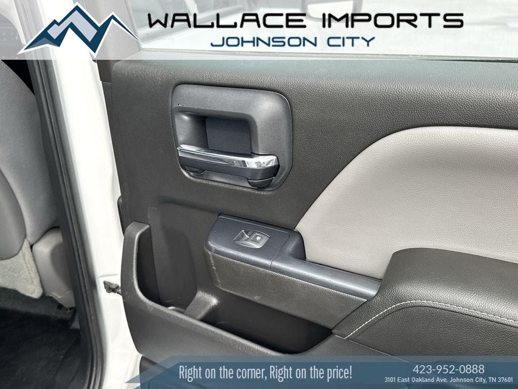 Used 2015 Chevrolet Silverado 3500 W/T AWD/4WD image 29