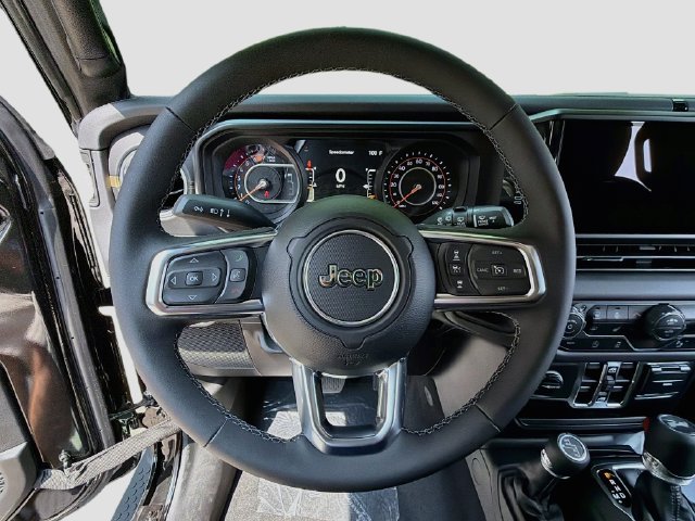 New 2026 Jeep Wrangler Unlimited Sahara AWD/4WD image 11