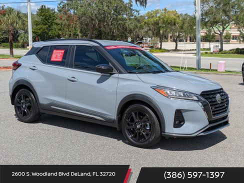 Certified 2021 Nissan Kicks SR FWD image 1